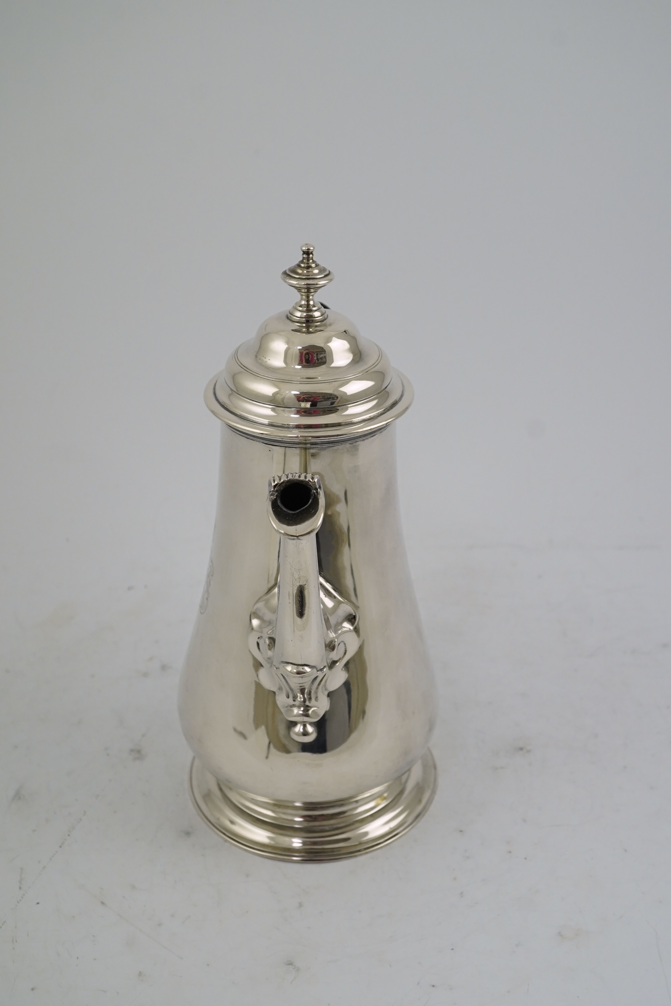 A late George II silver coffee pot, by William & Robert Peaston